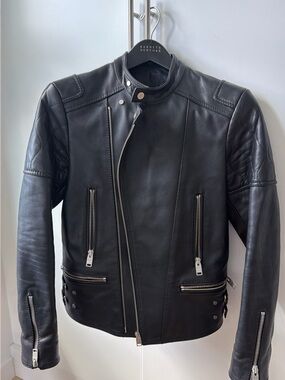 Balenciagia women’s black Leather Jacket - Size Small